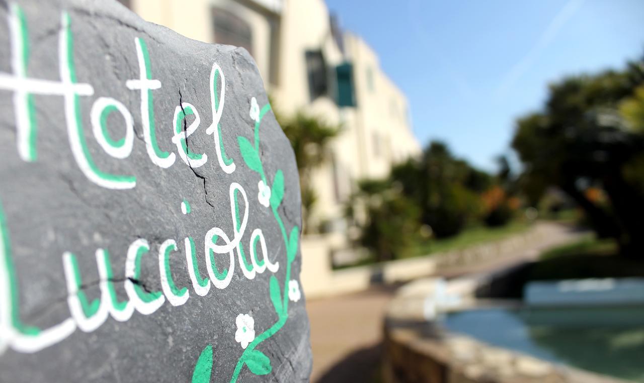 Albergo Ristorante Lucciola Santo Stefano al Mare Exterior foto